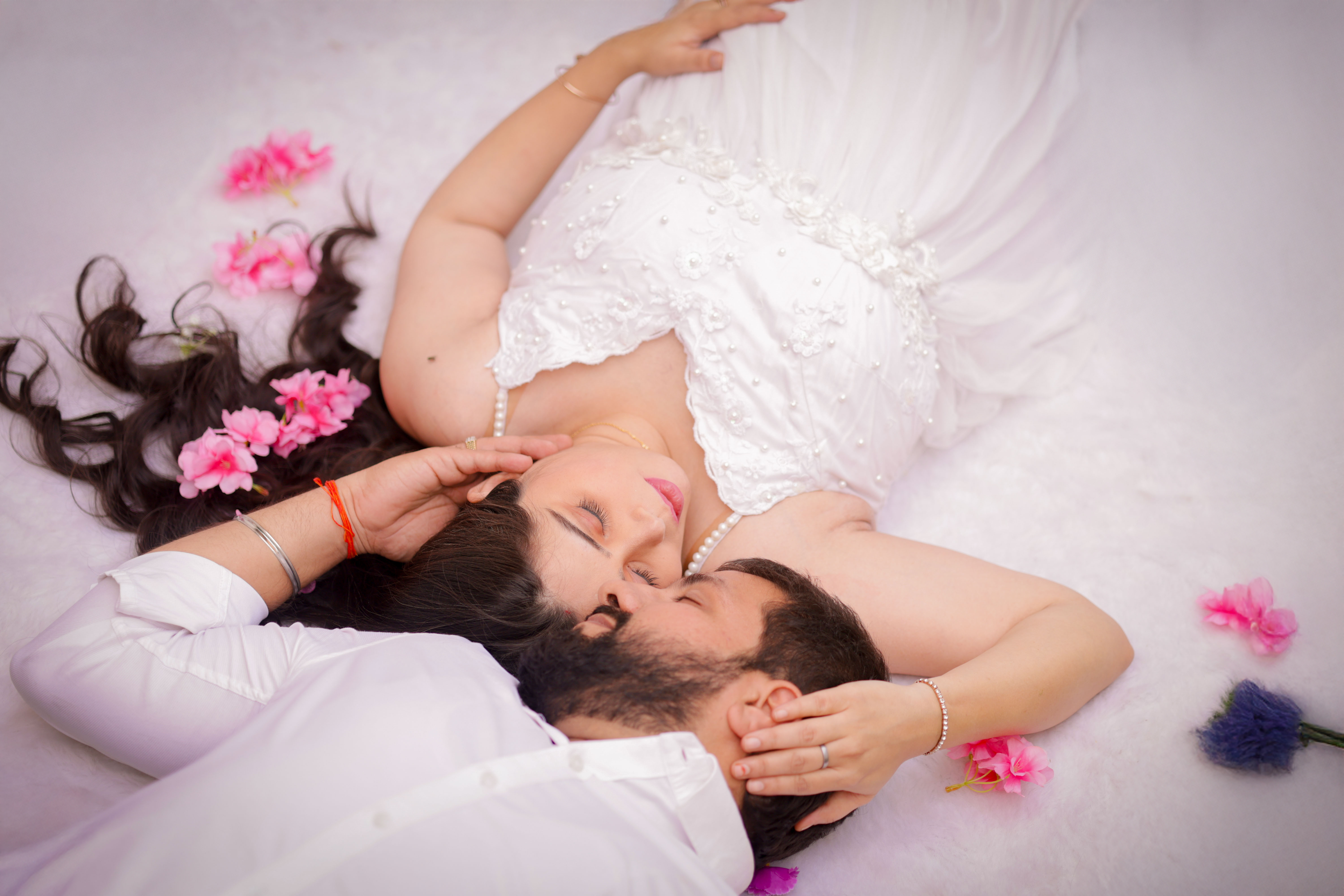 perfect-maternity-photoshoot-in-agra