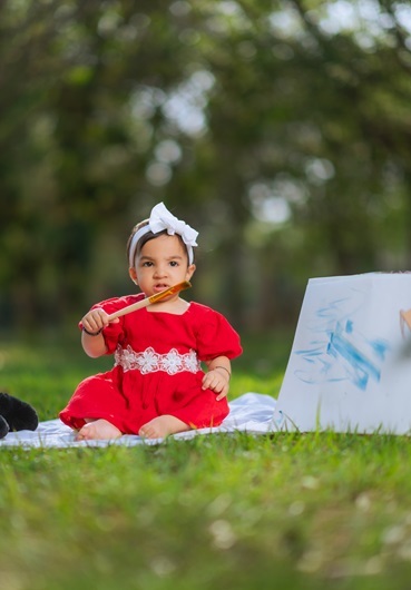 Lucknow's Top Baby Photoshoot Studio with Cute Rental Outfits