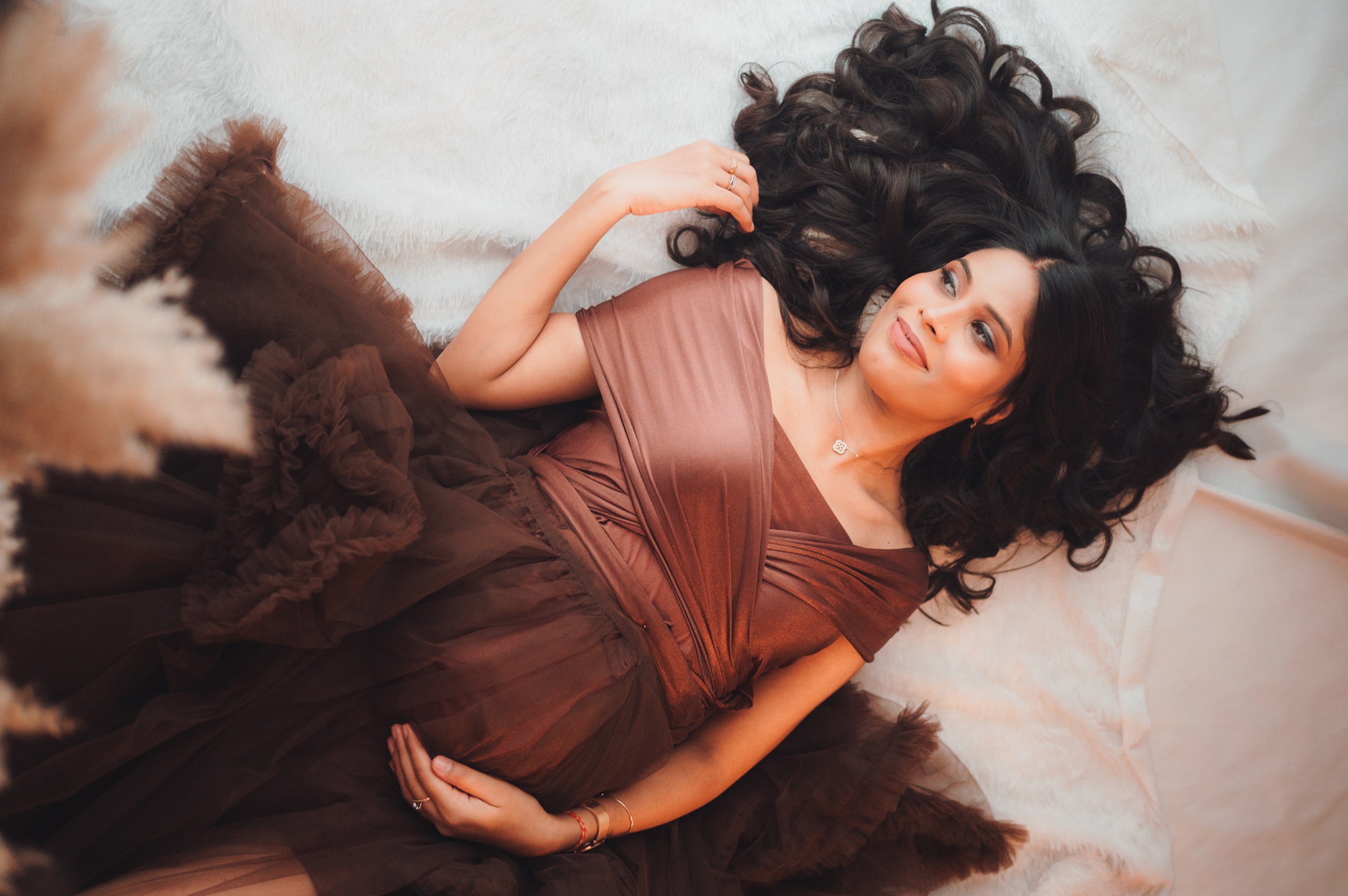 Best Maternity Photoshoot In Agra
