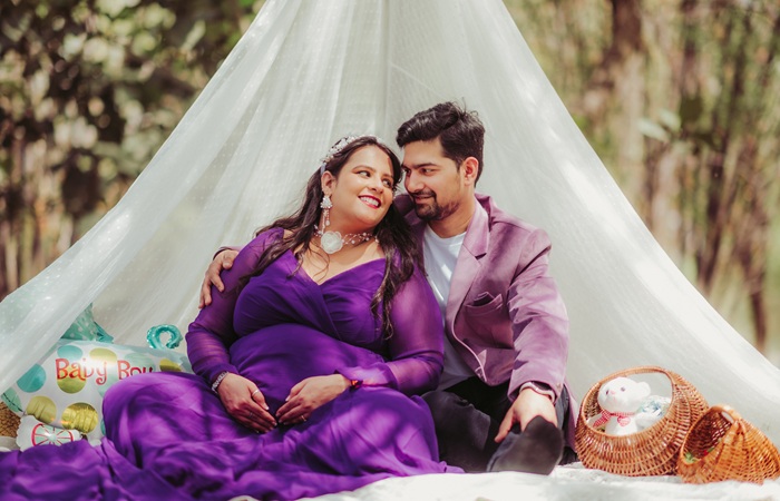 Top Maternity Shoot In Agra