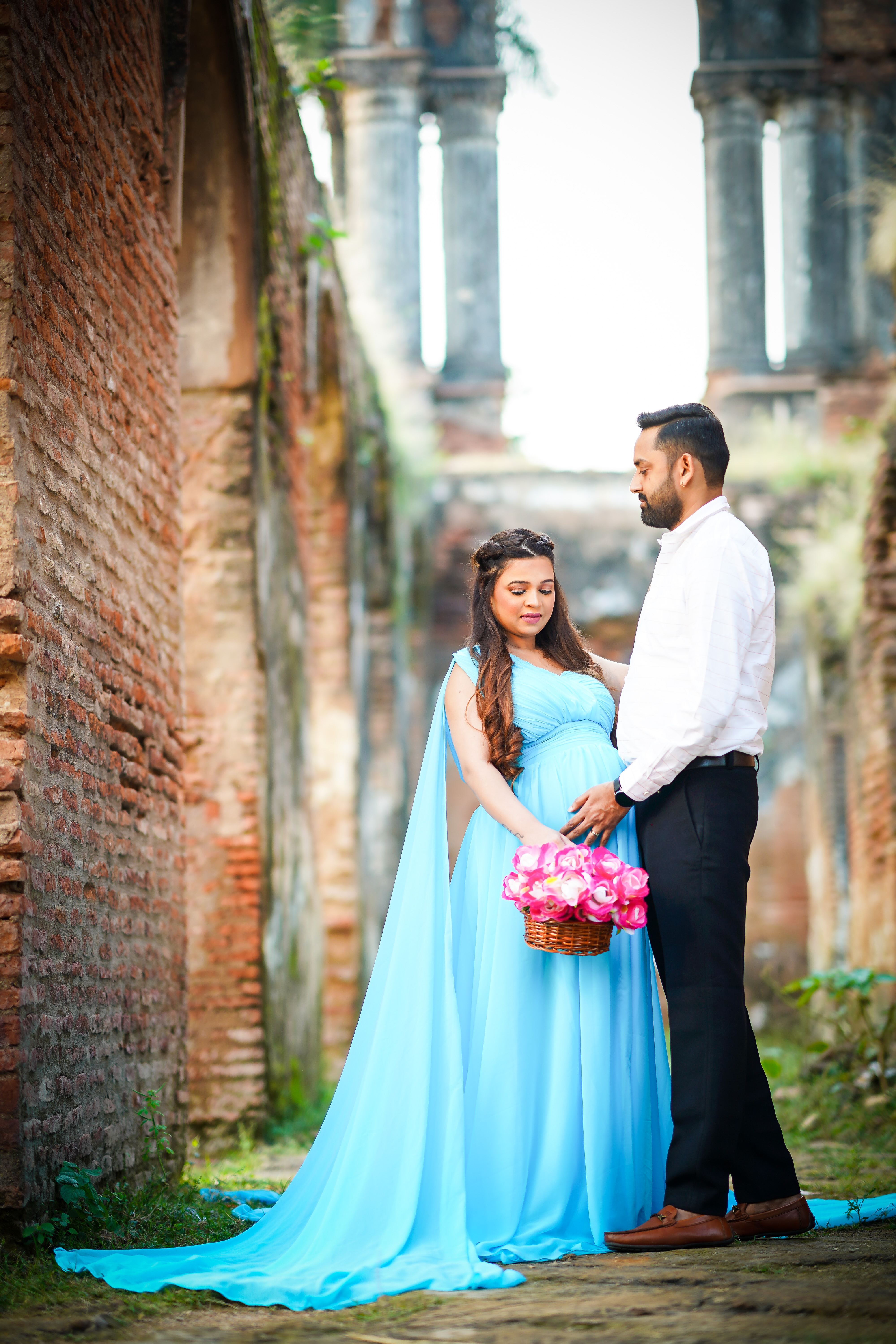 best Maternity photoshoot in under 5000