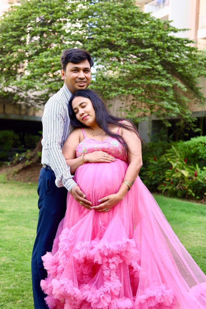 Ruffle Gowns For Maternity shoot