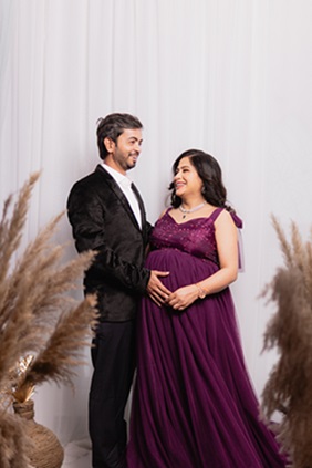 Best Maternity Shoot with Rental Outfits and Photography Adda: Capturing Moments of Bliss
