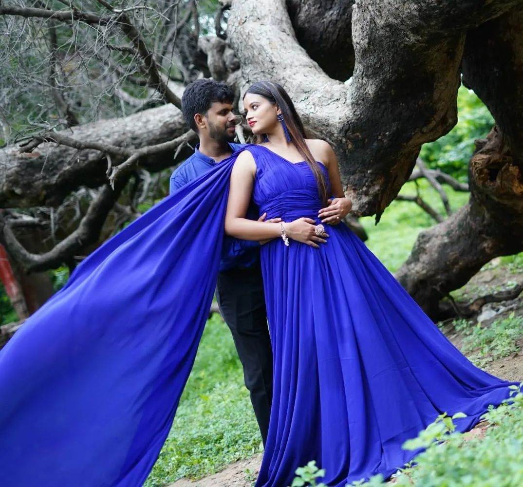 Matching Outfit for Pre-Wedding Near Kanpur