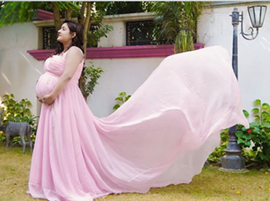 Best Maternity Shoot Under ₹10,000 in Mirzapur by Rental Outfits and Photography Adda