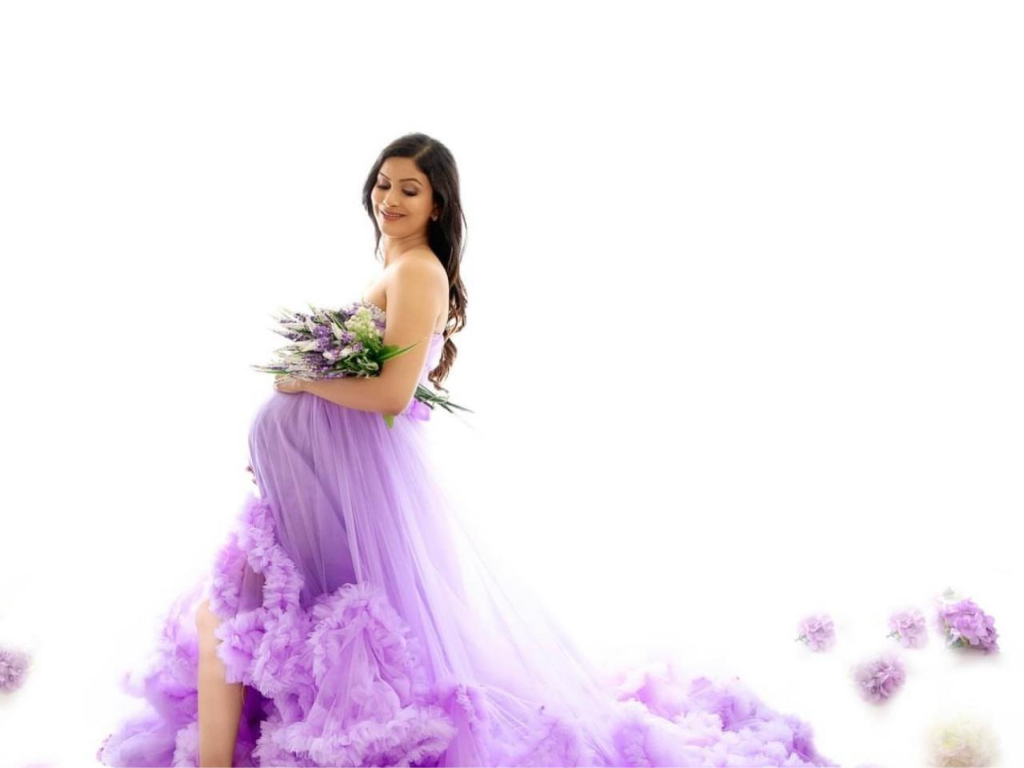 The Best Maternity Shoot in Lucknow by Rental Outfits: Capturing Moments, Creating Memories