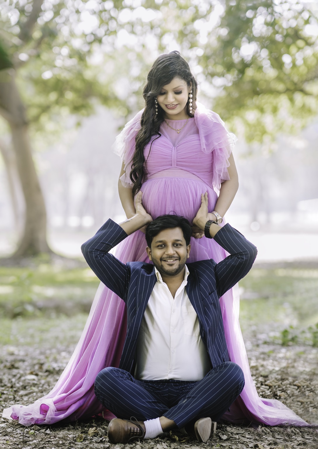 Best Maternity Shoot Under ₹10,000 in Gonda by Rental Outfits and Photography Adda