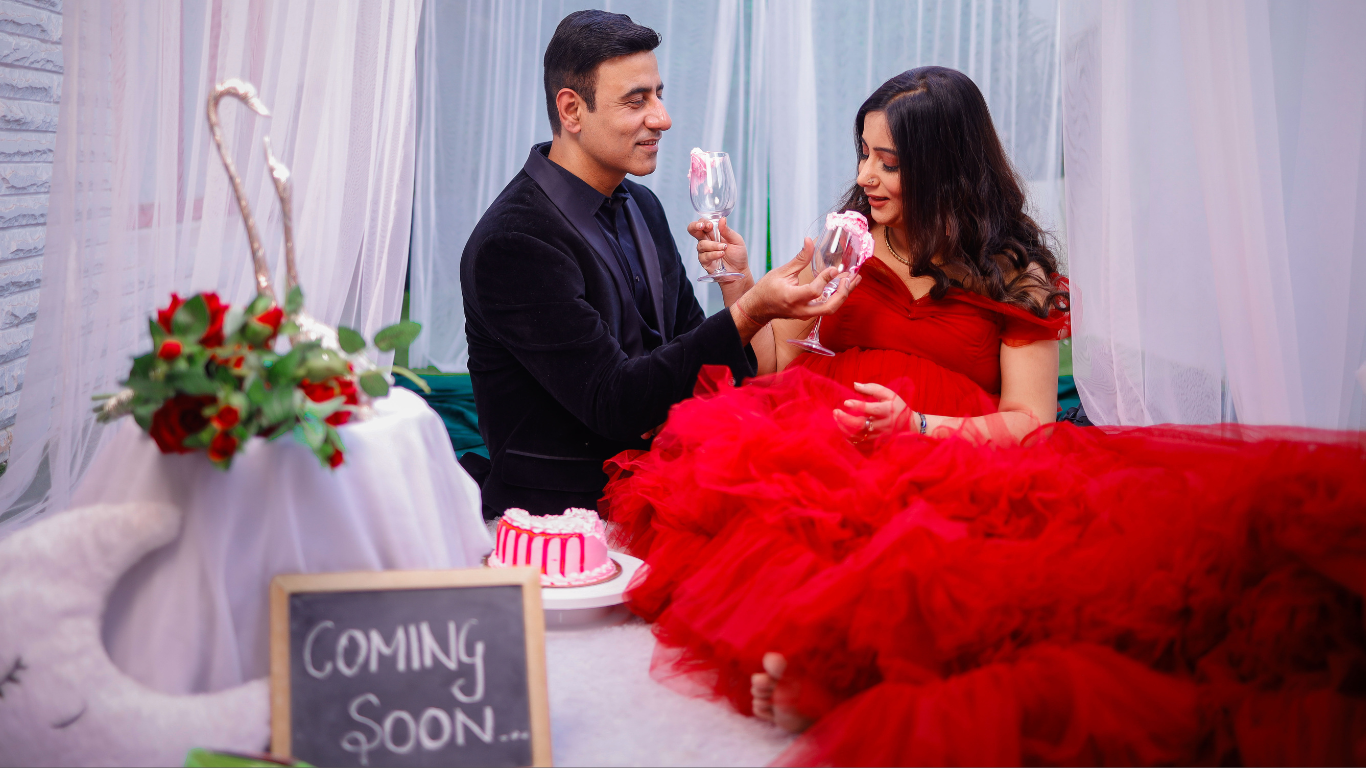 Best Maternity Photoshoot In  Kesar Bagh  Lucknow