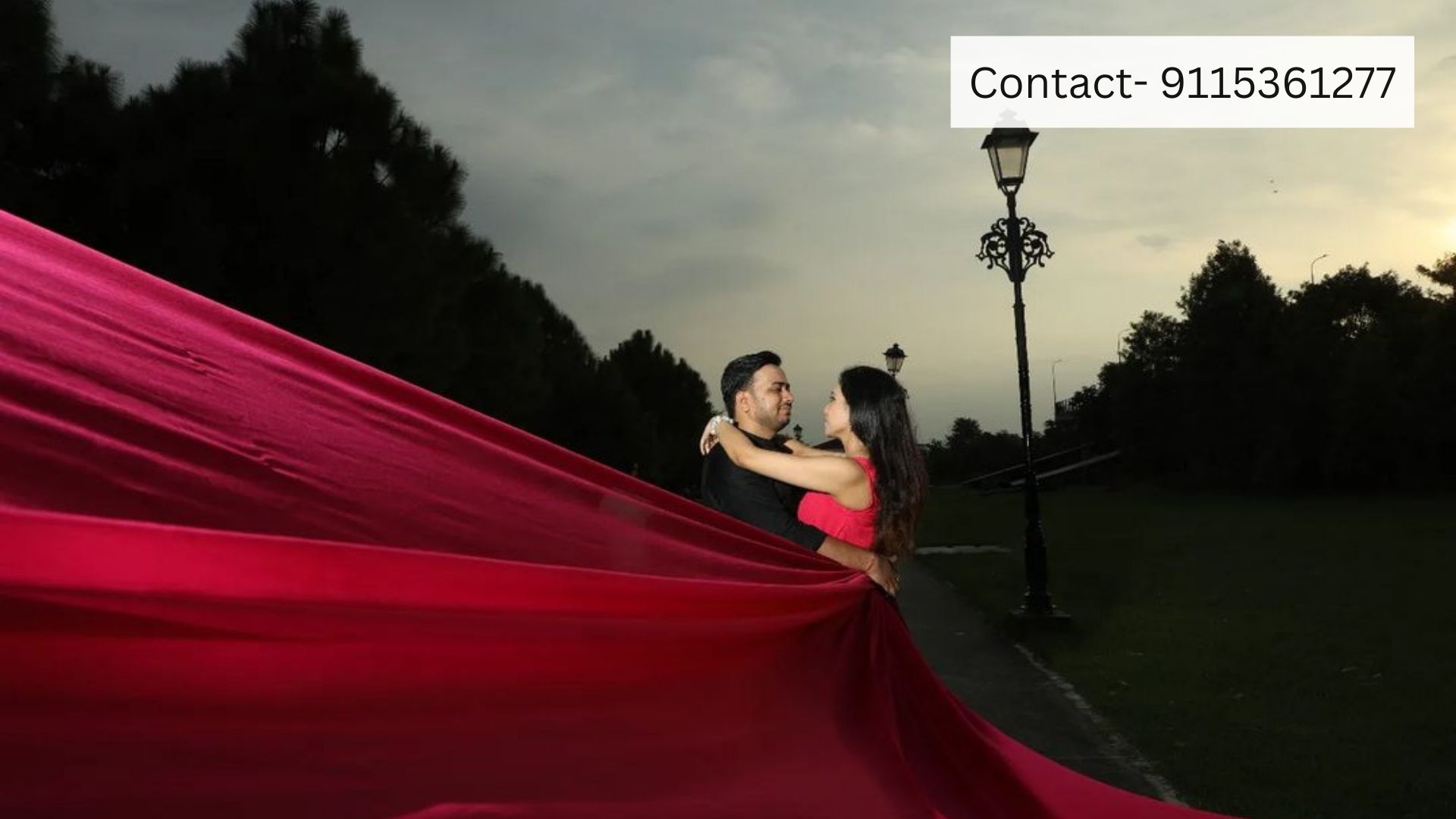 Casual Wear Jeans Pre-wedding Photoshoot