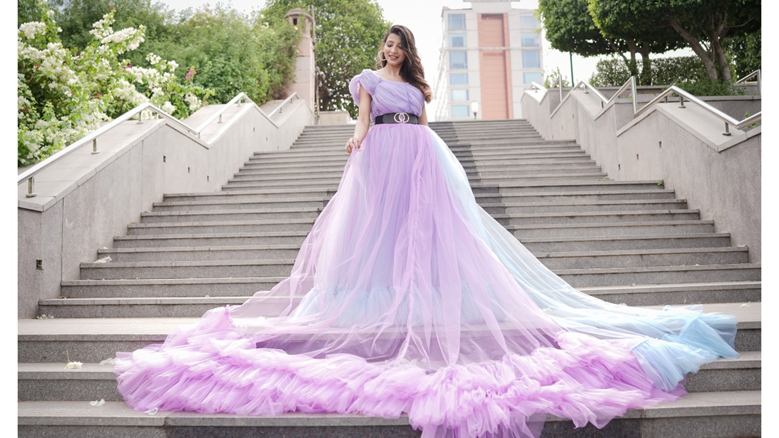 Rent Pre-Wedding Shoot Dresses Under ₹2000 in Jankipuram,Lucknow
